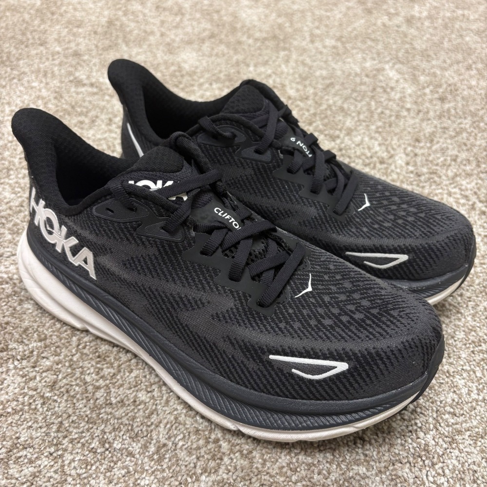 Hoka One One Clifton 9 Womens Running Shoes Size 8.5B Black White Sneakers